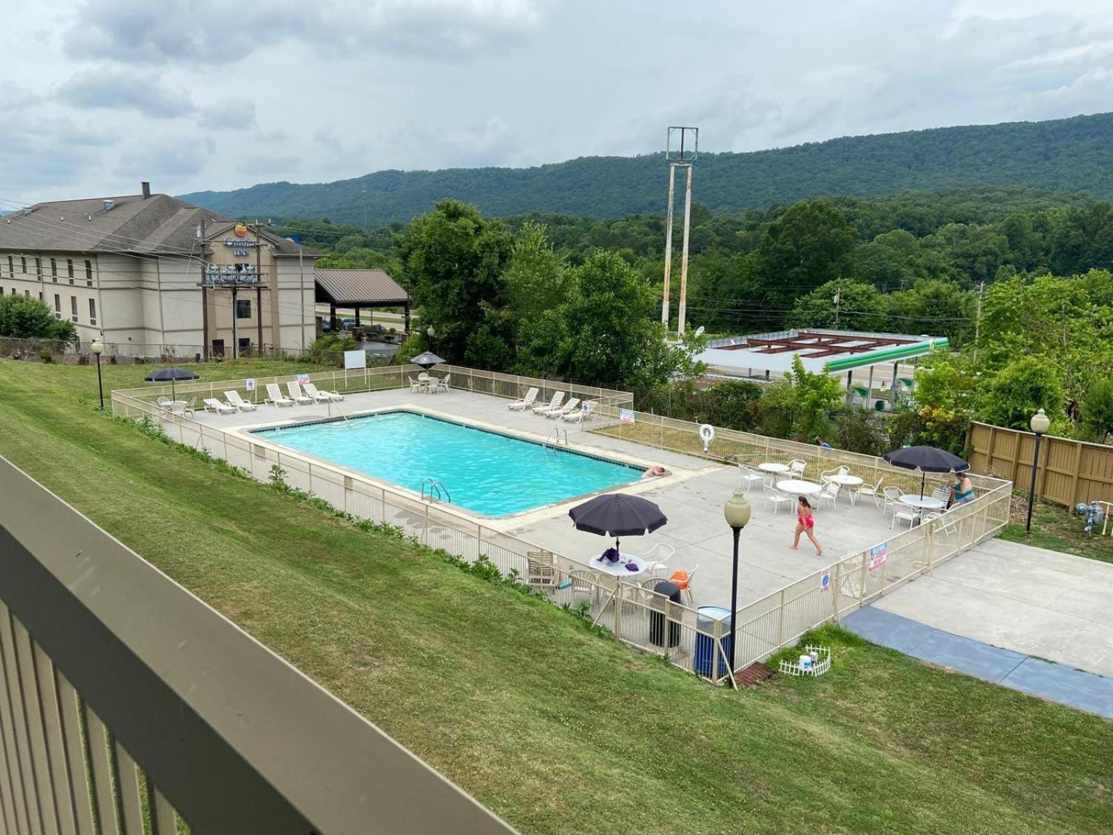 Quality Inn Harriman Екстер'єр фото